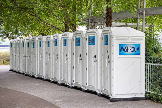 Best Luxury portable toilet rental  in Eden Prairie, MN